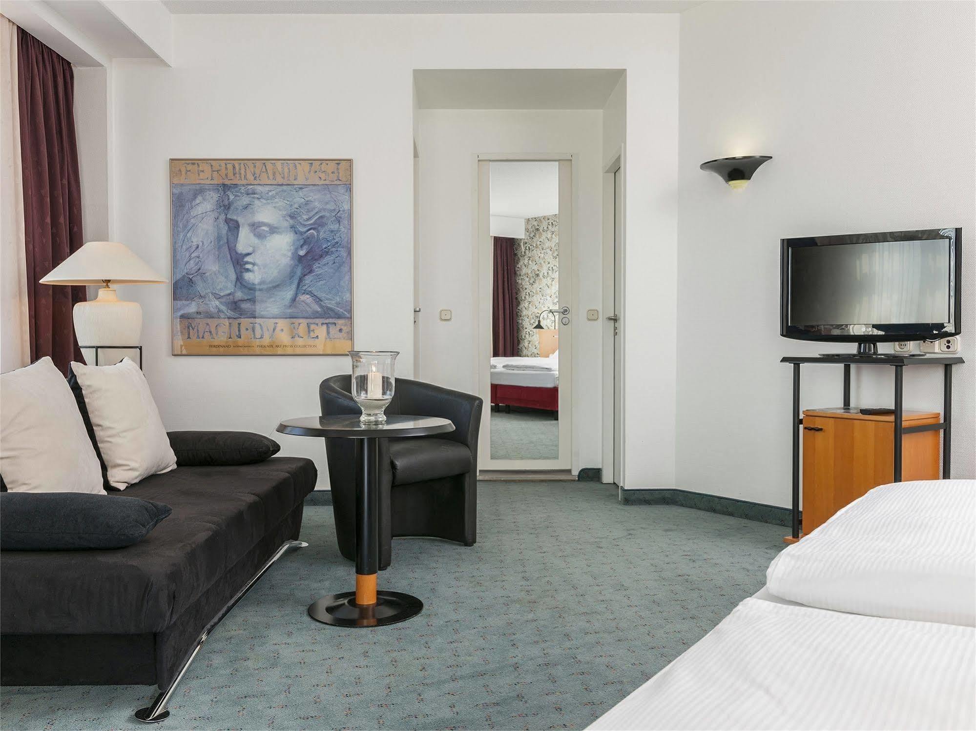 Good Morning + Leipzig Hotel Bagian luar foto