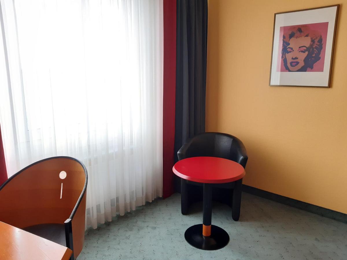 Good Morning + Leipzig Hotel Bagian luar foto